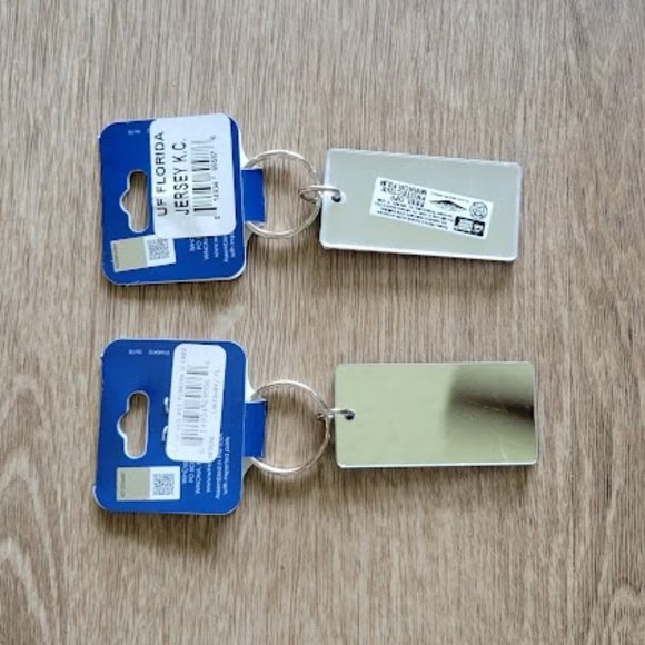 Lot of 2 Official Florida Gators Mirror Keychains - Picture 2 of 2